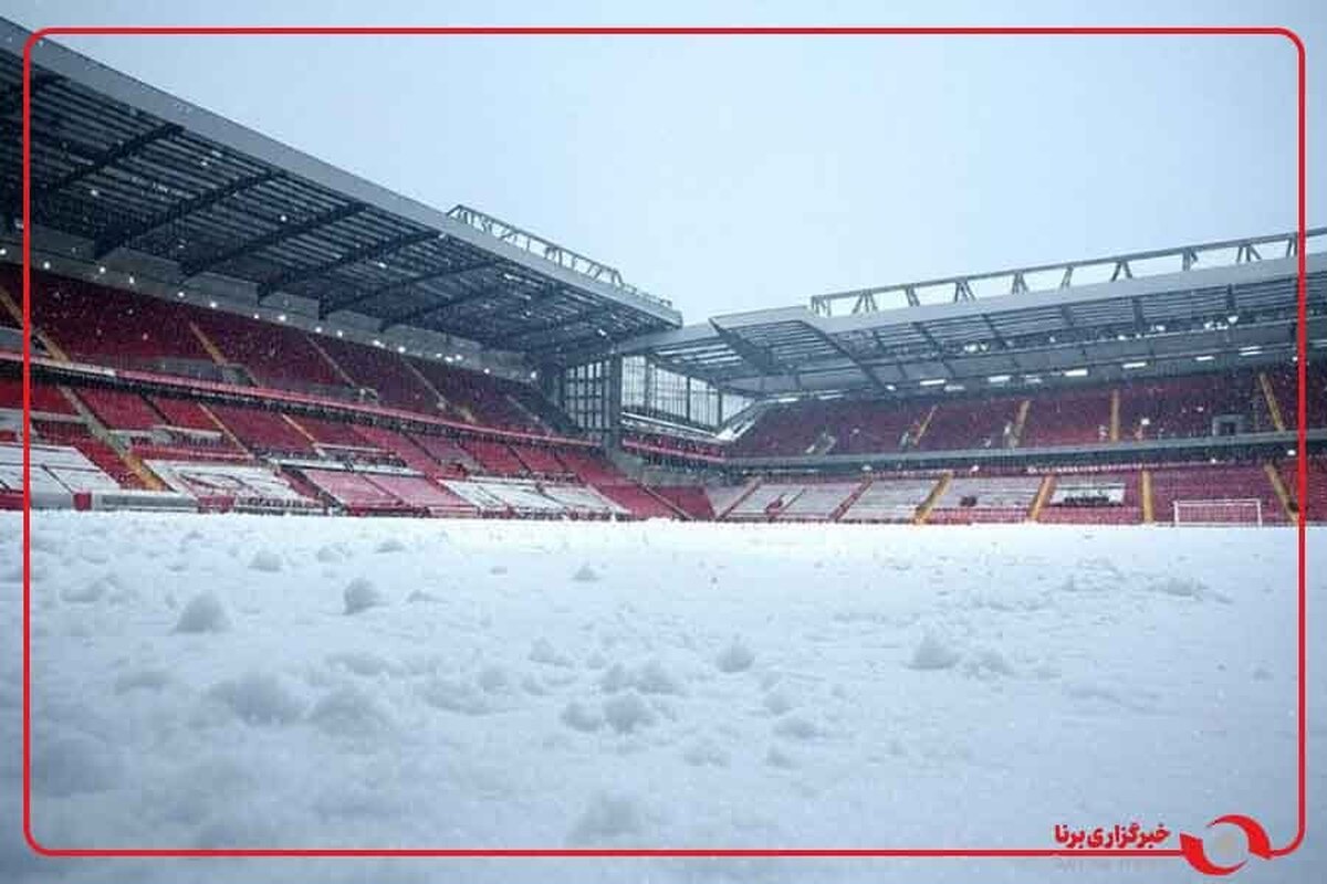 فینال فوتبال کانادا زیر کولاک و برف!