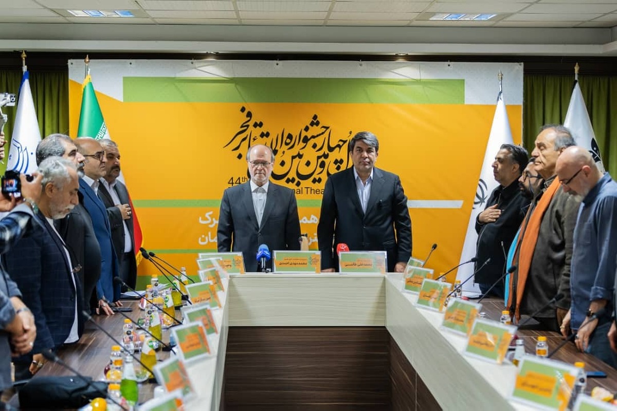 امضای تفاهم‌نامه همکاری مشترک معاونت امور هنری وزارت فرهنگ و استانداری کرمان