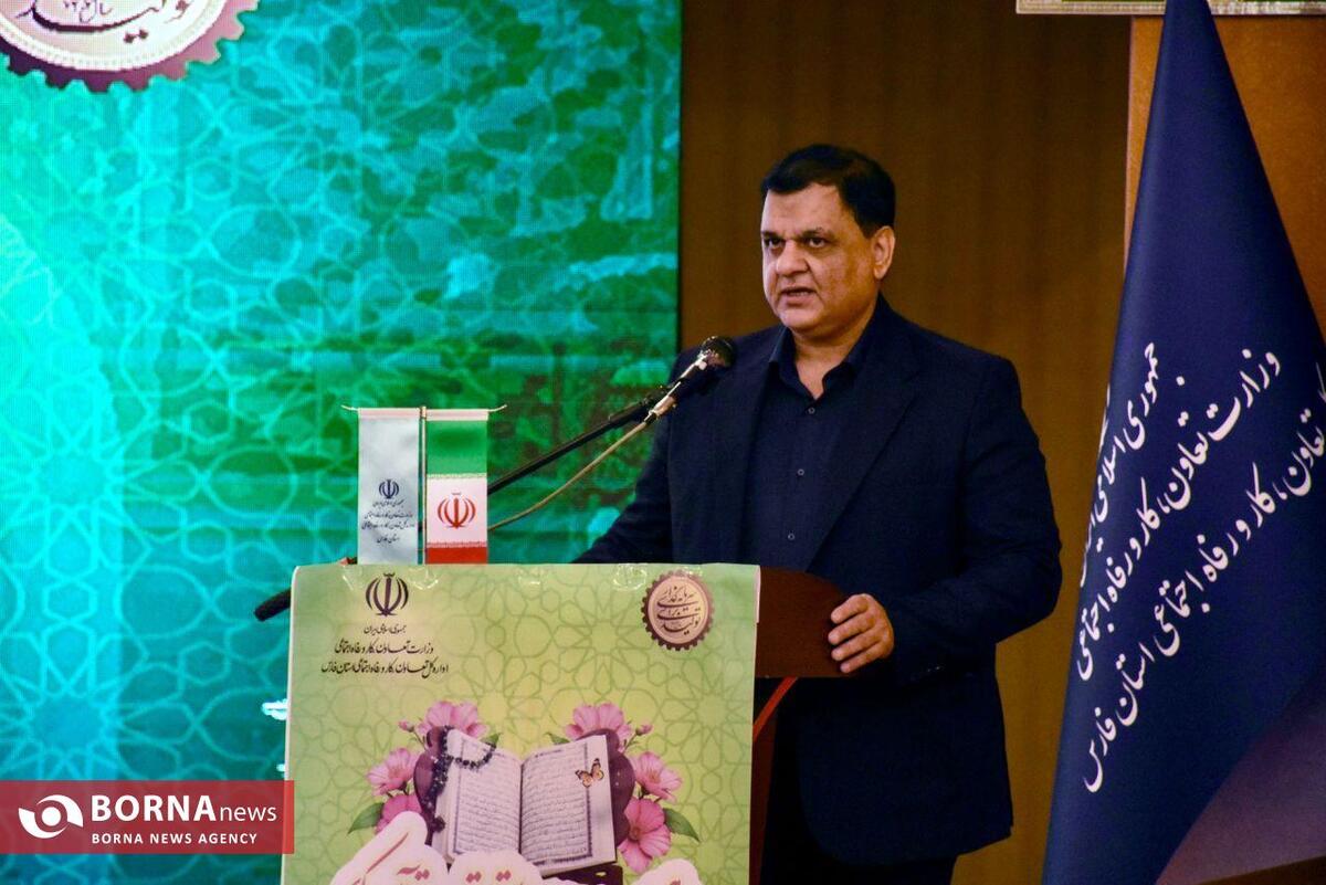 هفدهمین دوره مسابقات قرآن کریم جامعه کار و تولید فارس