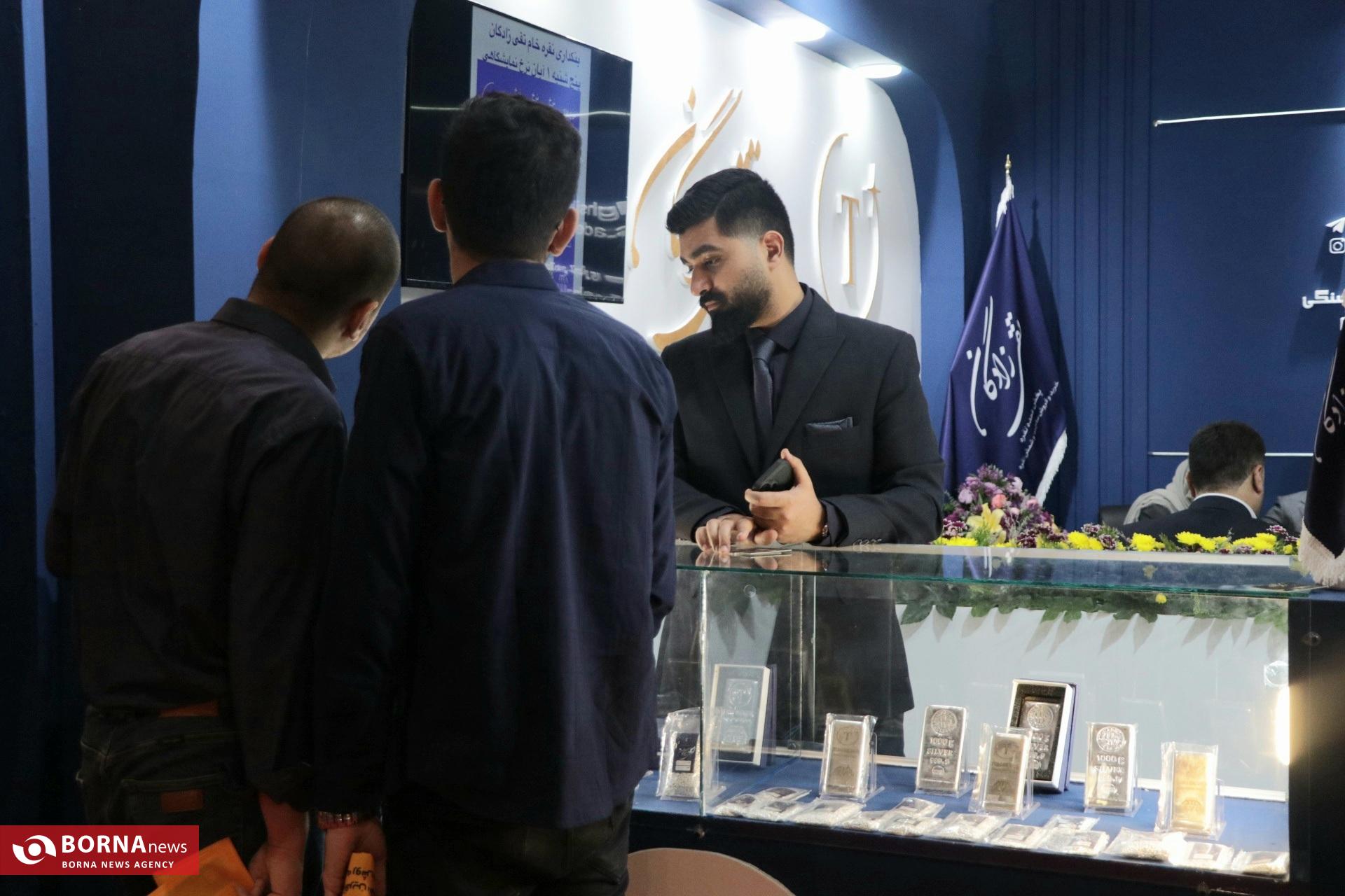 نهاوندی: ۳ نمایشگاه بهصورت همزمان در شیراز برپا می شود نهاوندی: ۳ نمایشگاه بهصورت همزمان در شیراز برپا می شود