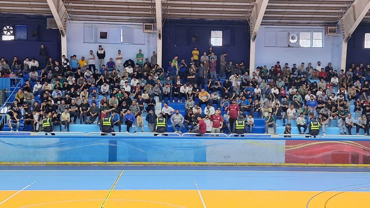 پایان نیم فصل فوتسال لیگ برتر با شکست خانگی پردیس 