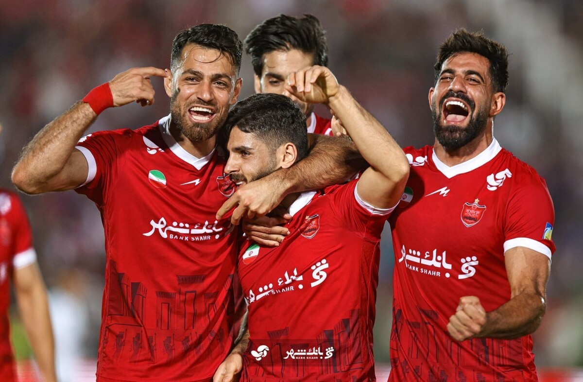پرسپولیس با دو گل خندید/ هاشمیان متخصص خلع سلاح اصفهانی ها!