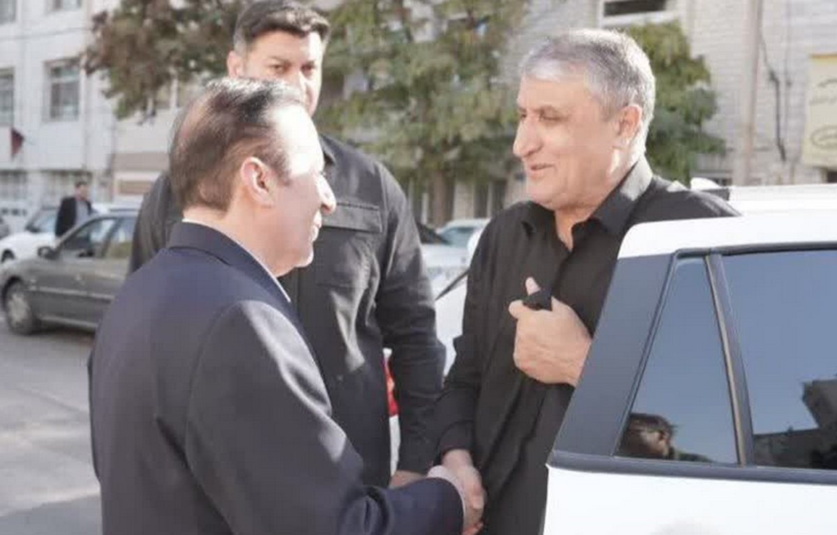 معاون رئیس‌جمهور و رئیس سازمان انرژی اتمی ایران وارد قزوین شد