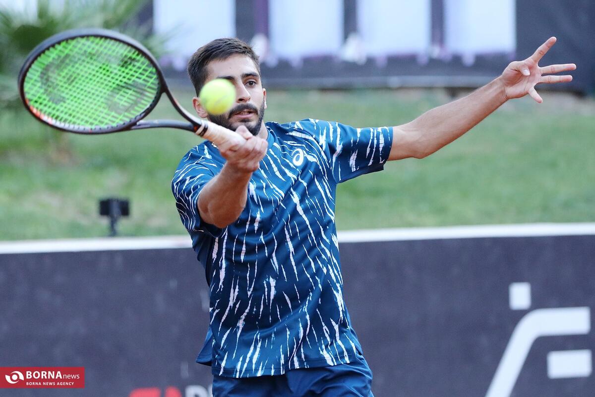 مسابقات هزار امتیازی تنیس کشور در اصفهان