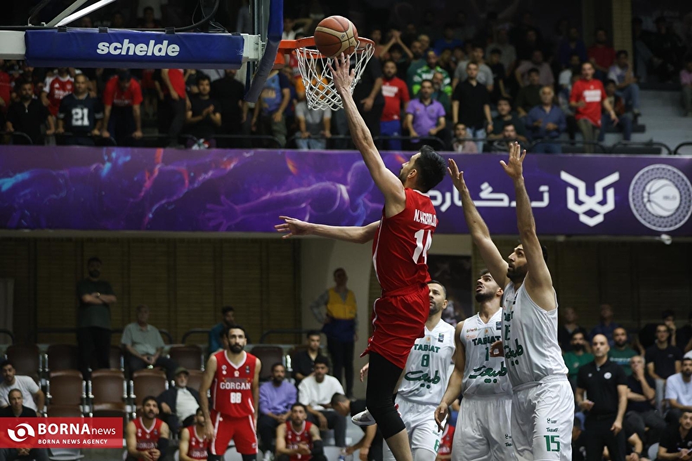 دیدار تیم های بسکتبال طبیعت - شهرداری گرگان