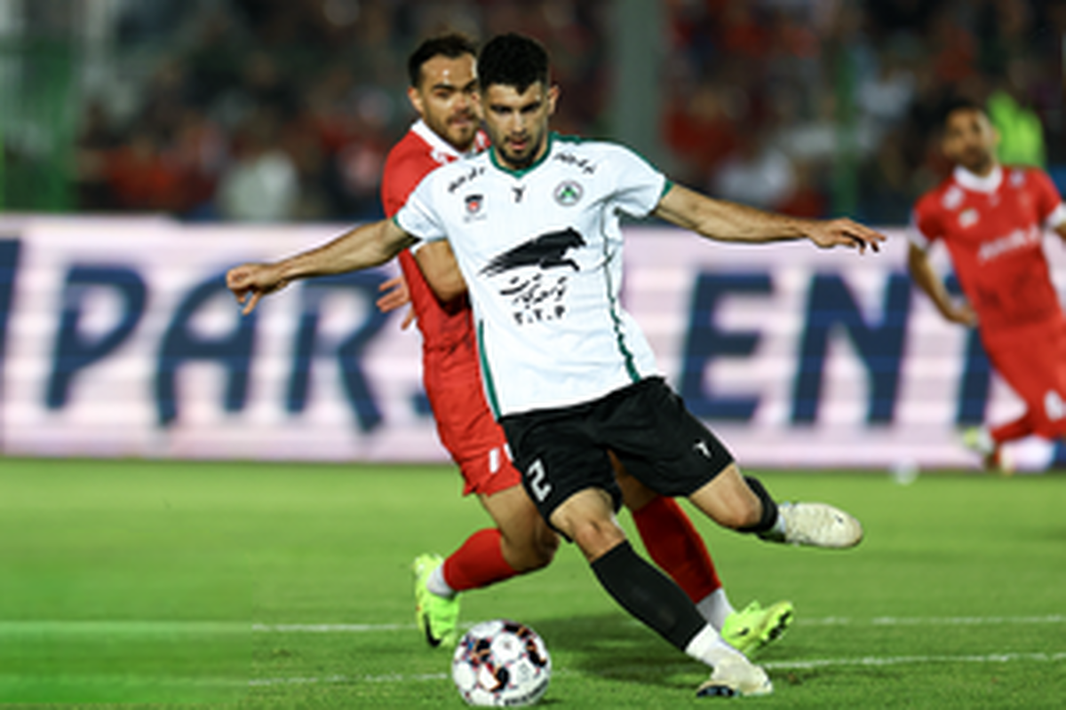 پرسپولیس ۲ _ ۰ ذوب آهن؛ هاشمیان رفت