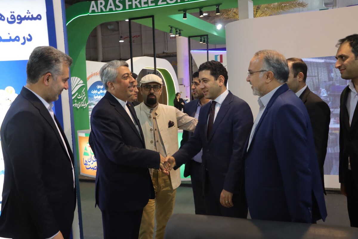 نخستین روز نمایشگاه کیش اینوکس 2025؛ استقبال گسترده مدیران ملی، سفیران و سرمایه‌گذاران از غرفه منطقه آزاد انزلی