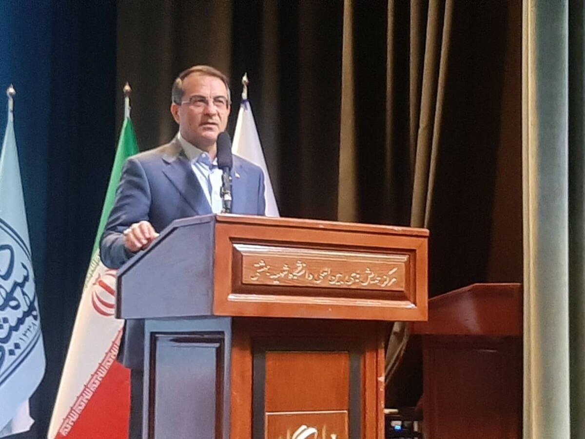  دولت هوشمند روی کاغذ پیش رفته، اما در عمل هنوز به نقطه مطلوب نرسیده‌ایم/ اقتصاد سامانه‌های زائد باید پایان یابد