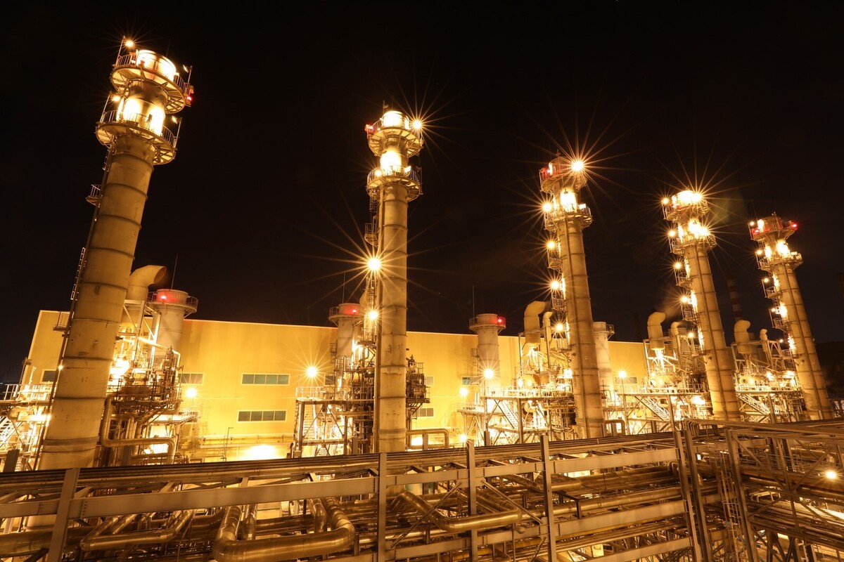 بلومبرگ: پالایشگاه‌های بزرگ هند خرید نفت روسیه را متوقف کردند