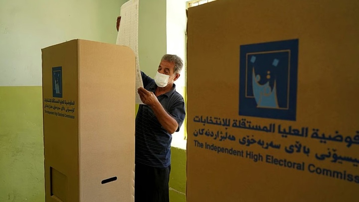 اعلام نتایج اولیه انتخابات عراق تا ساعت ۱۸ به وقت بغداد/ تعداد شرکت‌کنندگان از ۱۲ میلیون نفر فراتر رفت