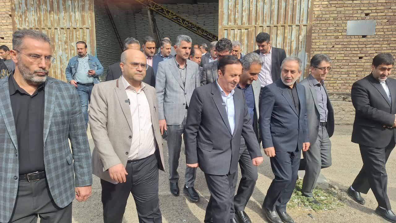بازدید استاندار قزوین از کارخانه قند 