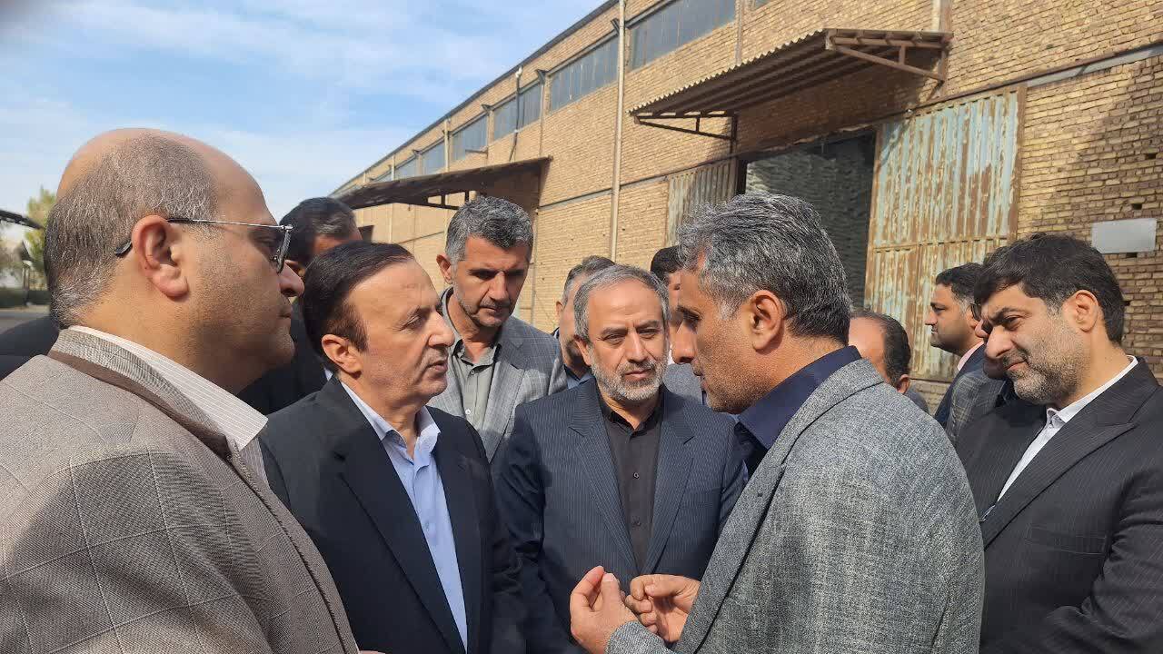 بازدید استاندار قزوین از کارخانه قند 