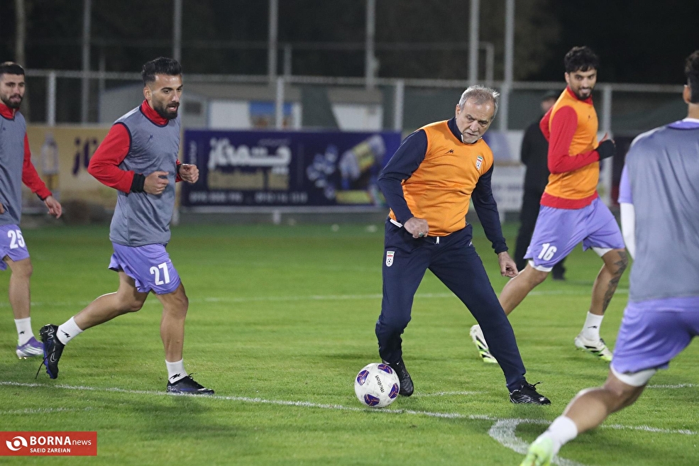 حضور رئیس جمهور در تمرین تیم ملی فوتبال