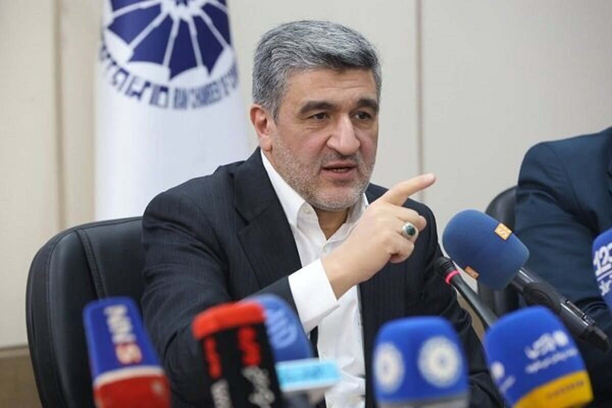 صیدی: بورس بین‌الملل ضرورتی اجتناب‌ناپذیر برای اقتصاد کشور است