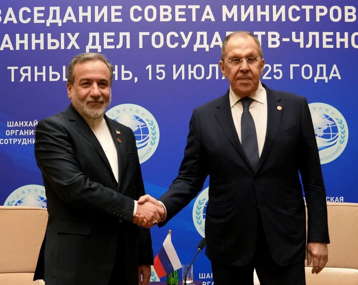 رایزنی لاوروف و عراقچی در آستانه نشست شورای حکام