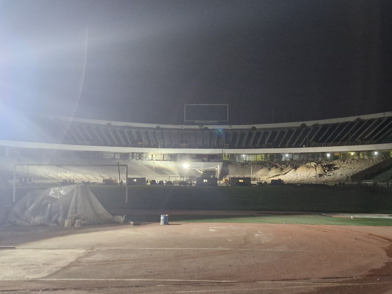 بازدید مدیرعامل و معاون فنی شرکت توسعه و تجهیز اماکن ورزشی از ورزشگاه آزادی/ تداوم تلاش‌های شبانه پیش از افتتاح+ تصاویر