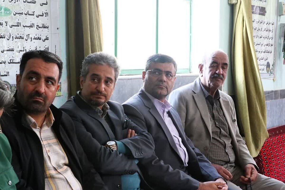 بررسی مسائل و مشکلات روستای کچله گرد و جوین با حضور فرماندار بوئین‌زهرا 