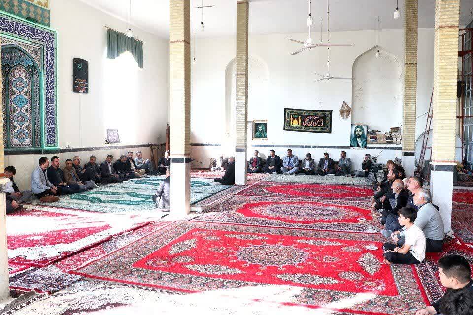 بررسی مسائل و مشکلات روستای کچله گرد و جوین با حضور فرماندار بوئینزهرا بررسی مسائل و مشکلات روستای کچله گرد و جوین با حضور فرماندار بوئینزهرا