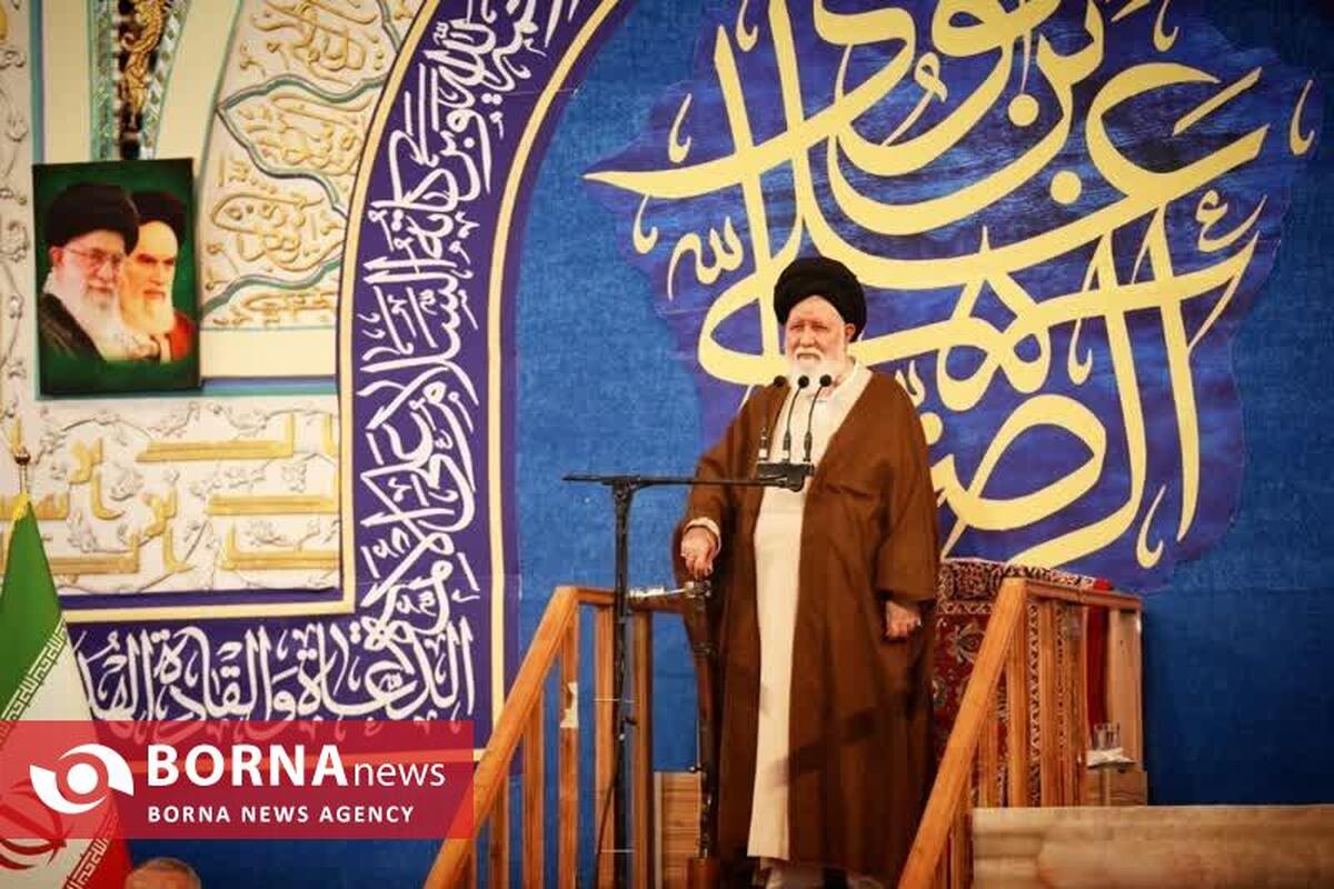 آیت‌ا...علم‌الهدی: حل مشکلات اقتصادی نیازمند حرکت جهادی و مقتدرانه مسئولان است