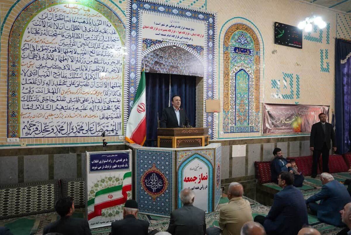 نوذری: حضور در میان مردم و شنیدن مطالبات آنها بدون واسطه از وظایف مدیران است