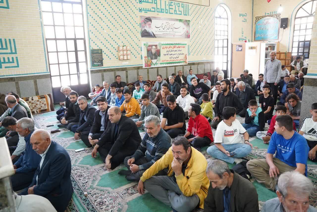 نوذری: حضور در میان مردم و شنیدن مطالبات آنها بدون واسطه از وظایف مدیران است