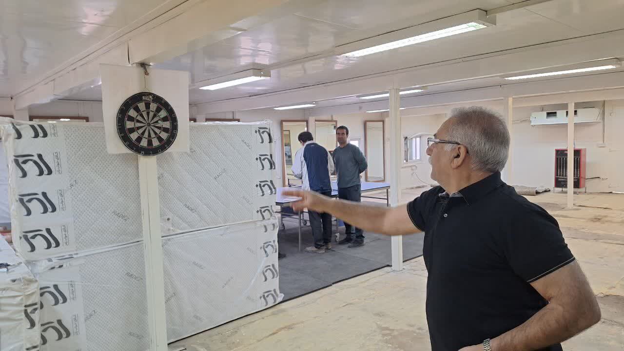 ورزشکاران پیش کسوت صدا و سیمای قزوین با هم رقابت کردند 