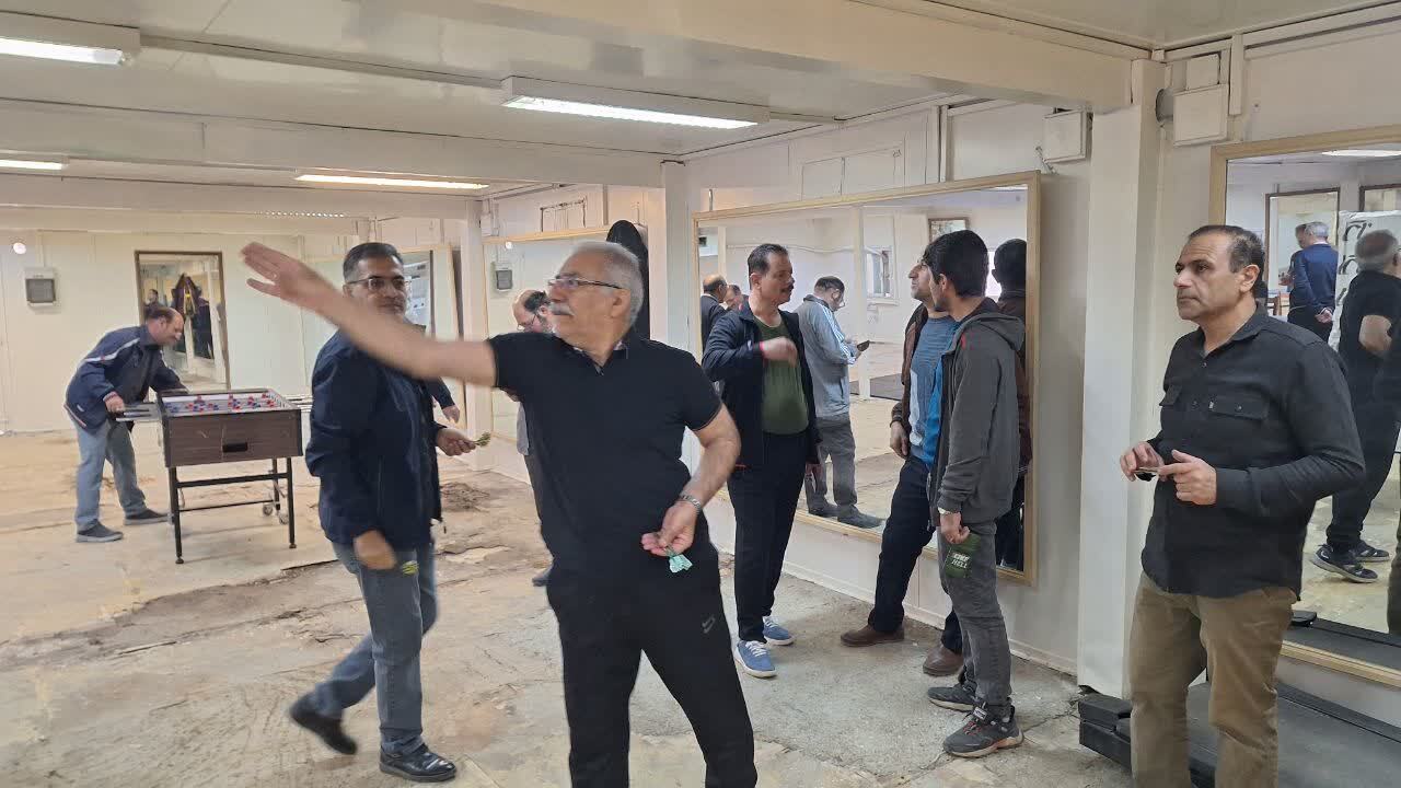 ورزشکاران پیش کسوت صدا و سیمای قزوین با هم رقابت کردند 