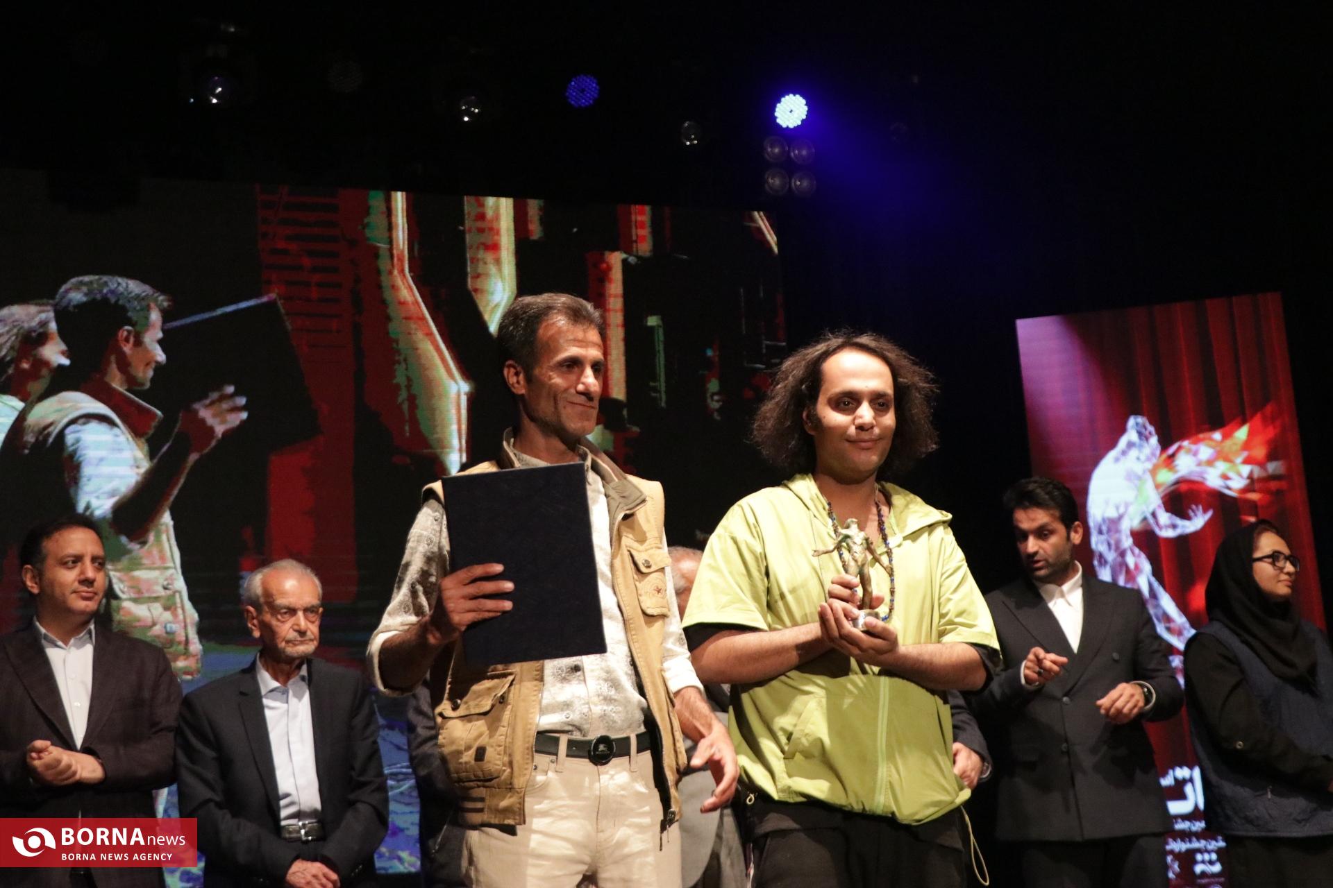 پایان سی و دومین جشنواره تئاتر فارس / تکریم نیم قرن هنرمندی استاد شهسواری