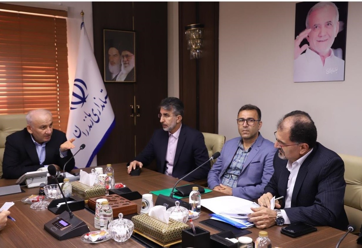 استاندار مازندران دستور فوری برای رفع مشکل استادیوم شهدای نوشهر صادر کرد