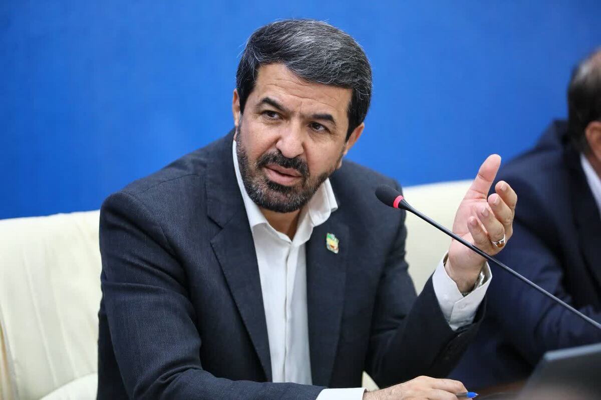 استاندار همدان: اولویت ما تحویل مسکن به مردم است و با هیچ‌کس تعارف نداریم