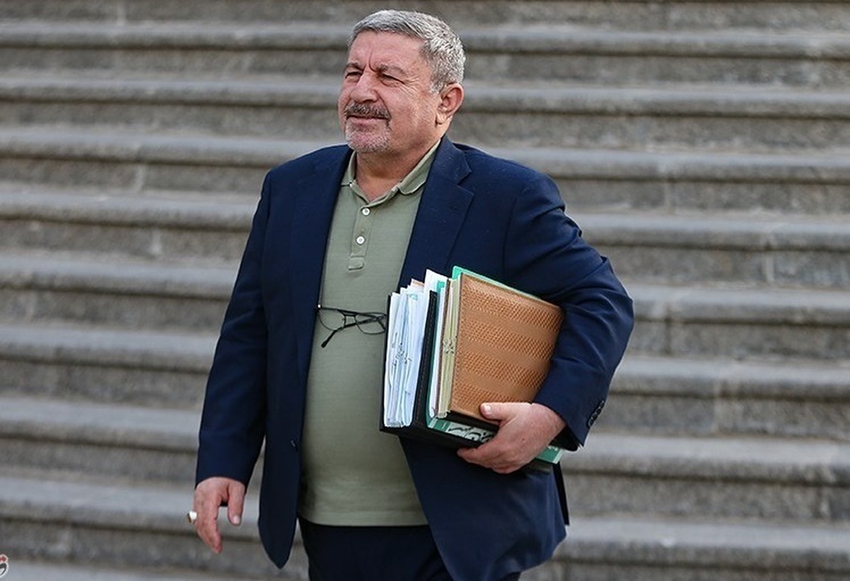 توضیحات الیاس حضرتی در مورد انتصاب معاون جدید رئیس جمهور/ جهت‌گیری برنامه‌های سقاب اصفهانی منطبق با رویکرد دولت است