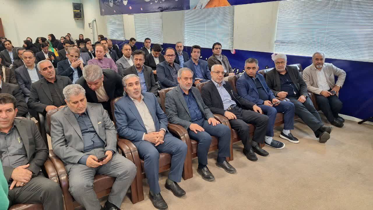 واحدهای صنعتی دانش بنیان و « های تک» توان بیشتری برای رقابت در عرصه اقتصاد دارند