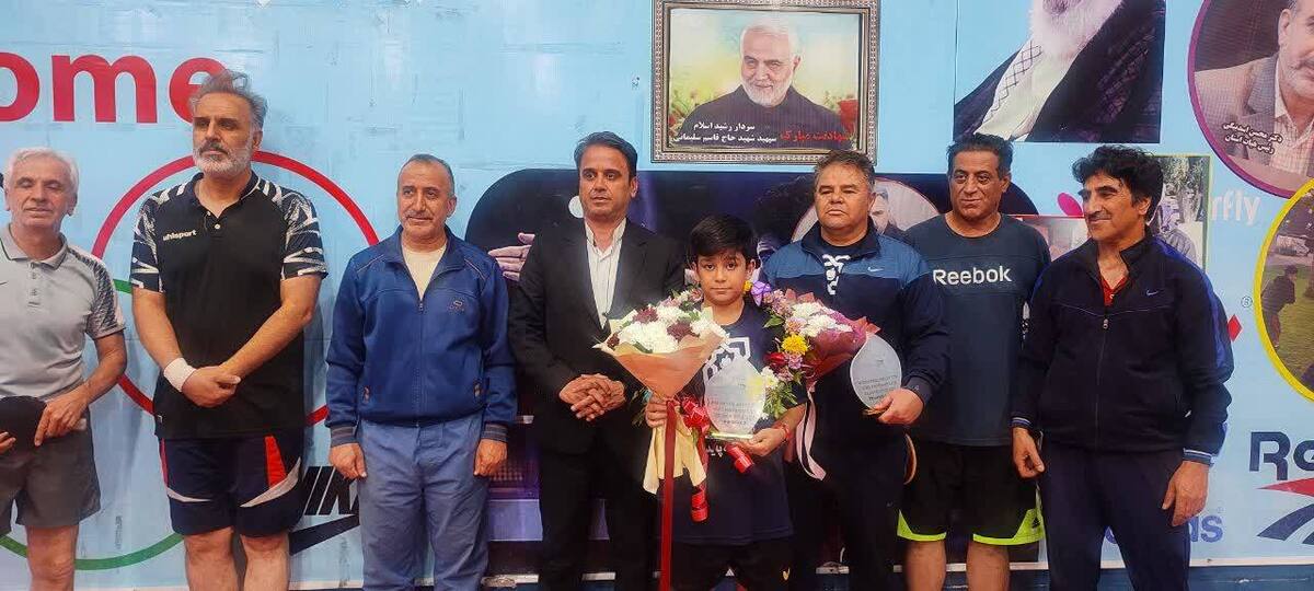 تقدیر مدیر کل ورزش و جوانان لرستان از  پدیده جدید و لرستانی تنیس روی میز ایران