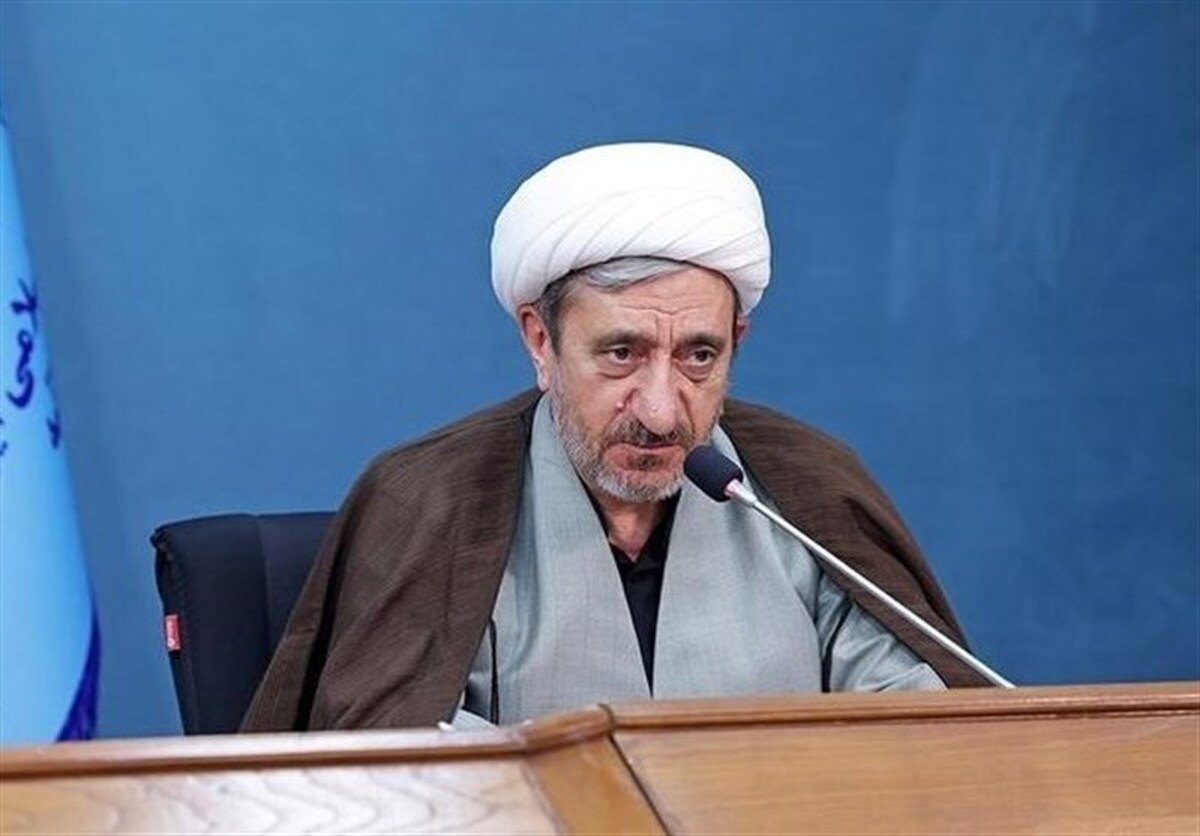 دستگیری باندی مرکب از تعدادی کارچاق‌کن و یک نفر از کارکنان قوه قضاییه