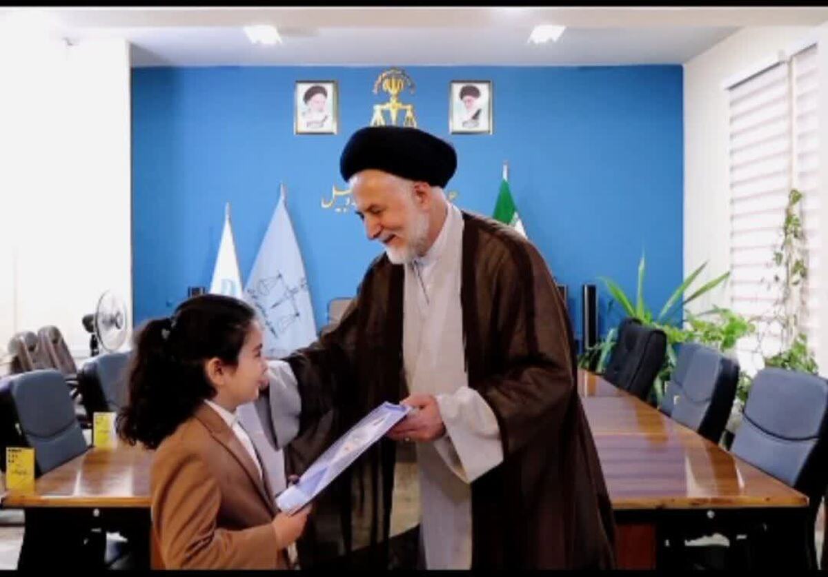 کوچک‌ترین صلح‌یار کشور در اردبیل تجلیل شد / صدای کودک هفت‌ساله، پایان‌بخش یک نزاع خانوادگی