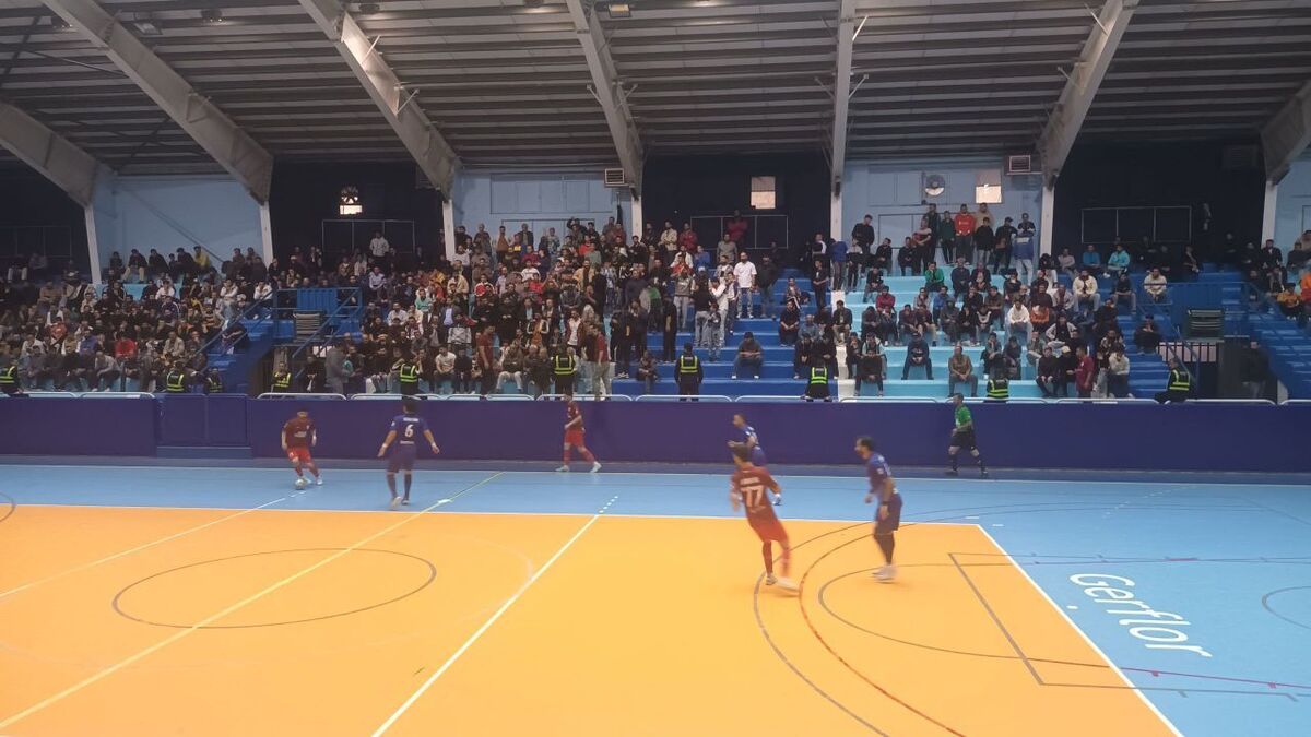 کامبک فوتسالیست‌های پردیس مقابل نماینده تهران