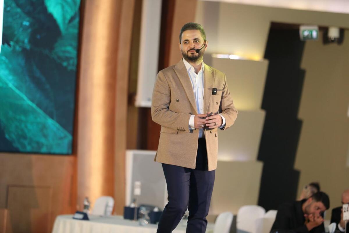 همیار آکادمی با هدایت علی حاجی‌محمدی وارد فاز جدید آموزش‌های هوش مصنوعی شد