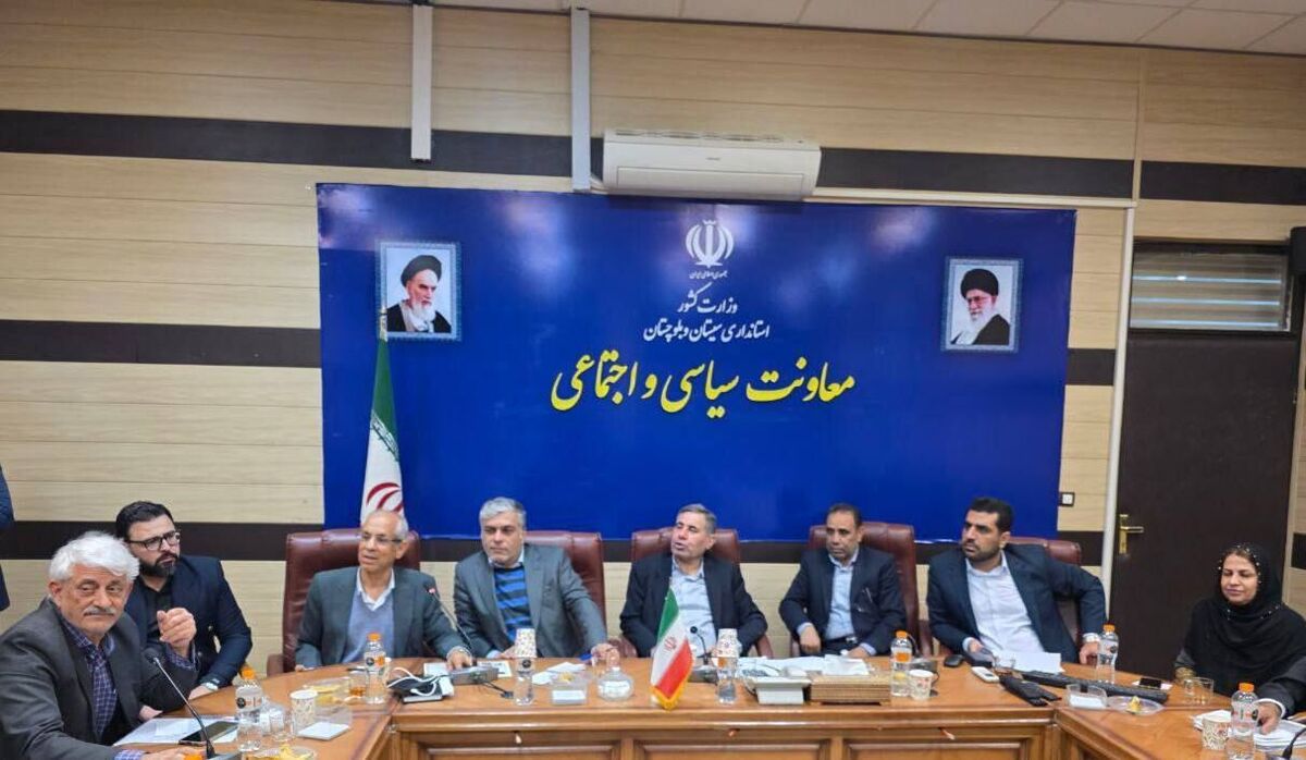 مشاور رئیس‌جمهور: مطالبات ملی را نباید به رقابت‌های درون‌حزبی تقلیل داد