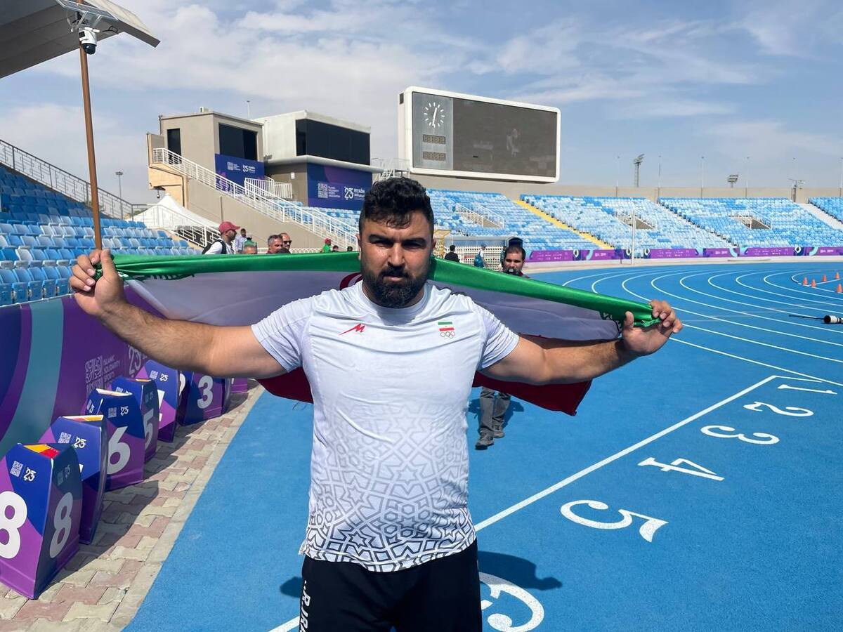 طلای پرتاب وزنه پارادومیدانی برای یاسین خسروی در بازی‌های کشورهای اسلامی
