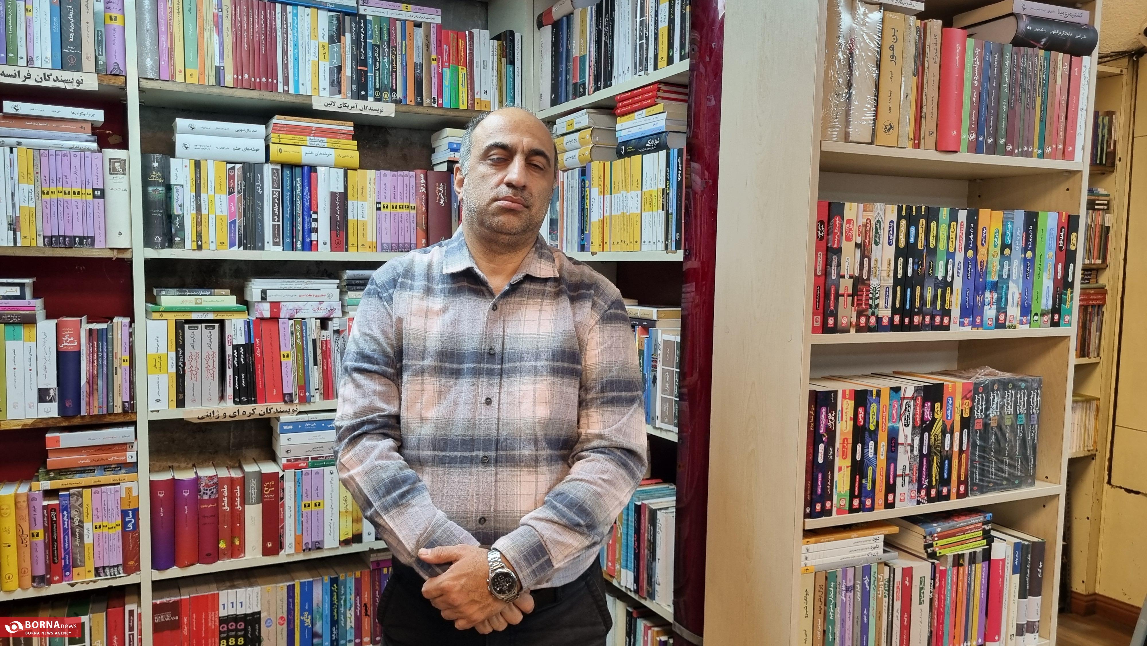 میان ویترین‌ها و بادِ سرد آبان؛ روایتی میدانی از خیابان انقلاب در هفته کتاب