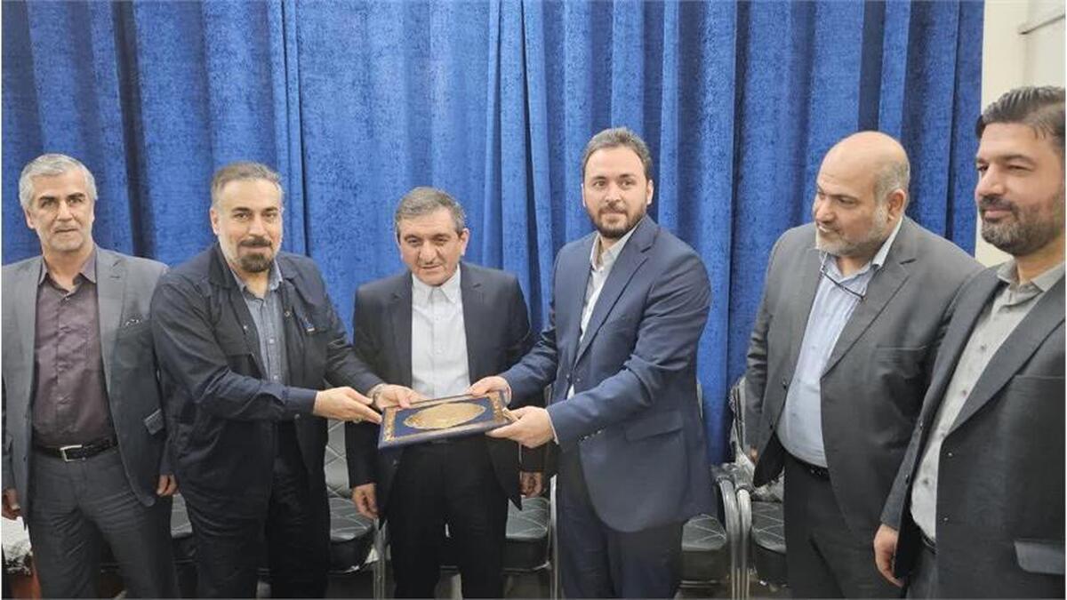 آغاز طرح ۲۱۰۰ میلیارد تومانی توسعه فاضلاب آبادان با امضای تفاهم‌نامه سه‌جانبه