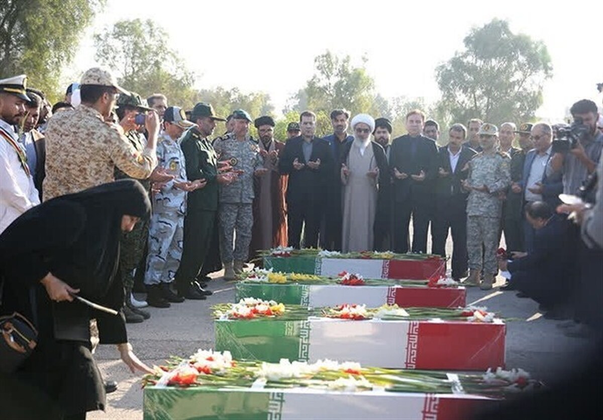 ورود پیکر شش شهید گمنام دفاع مقدس به بوشهر