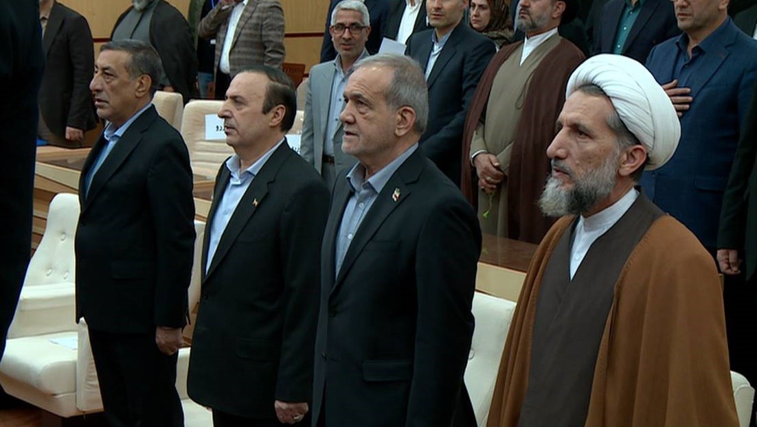 رئیس جمهور وارد استان قزوین شد