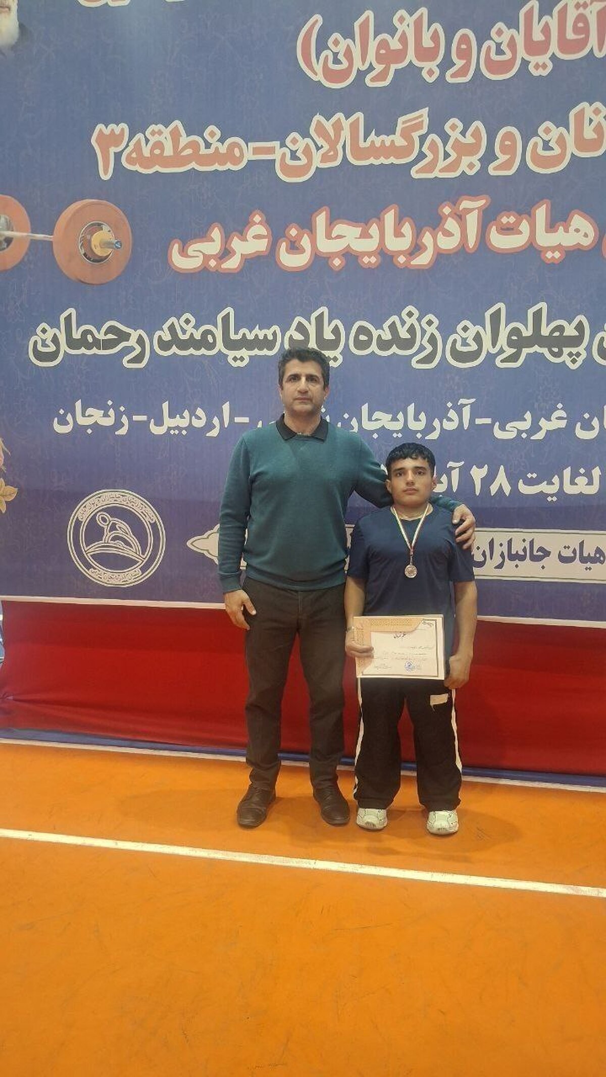 درخشش وزنه‌بردار خلخالی در رقابت‌های ملی/محمدحسین مرادی نایب‌قهرمان دسته ۴۹ کیلوگرم شد