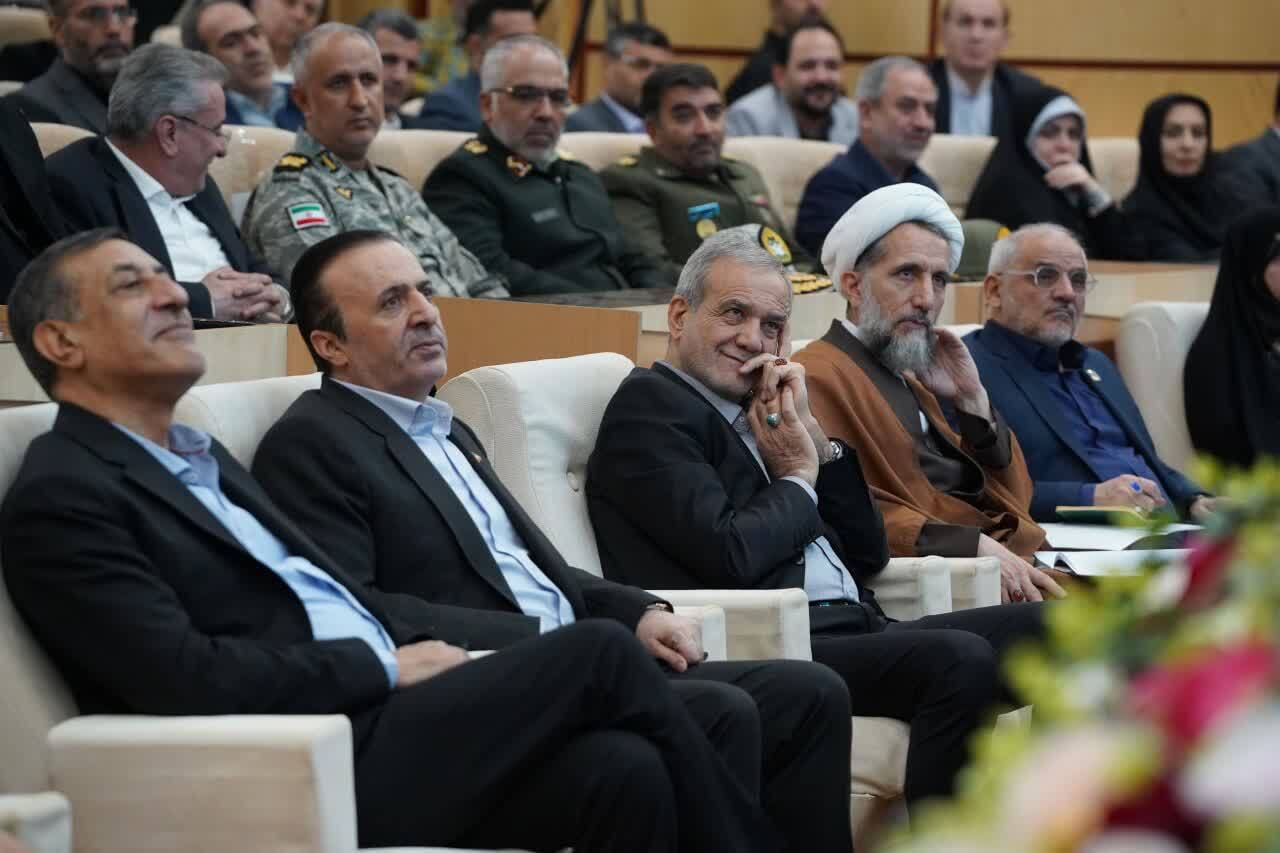 تغییر سیاست ارزی و تک‌ نرخی شدن ارز، ضرورت امروز اقتصاد کشور است