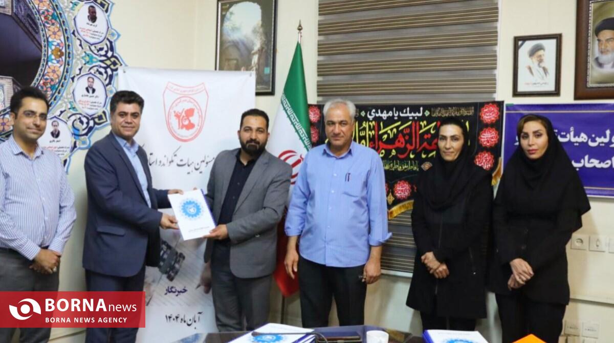 تقدیر رئیس هیأت تکواندو استان از مدیر و عکاس خبرگزاری برنا استان مرکزی