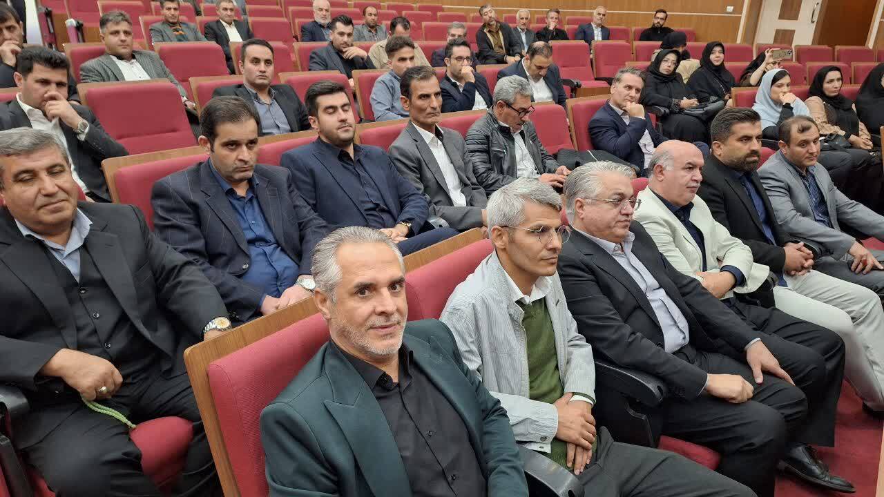 برخی وزرا از ترس استیضاح تسلیم نمایندگان در انتصابها شده اند/ دخالت نمایندگان در انتصابها خلاف رهنمود رهبری است