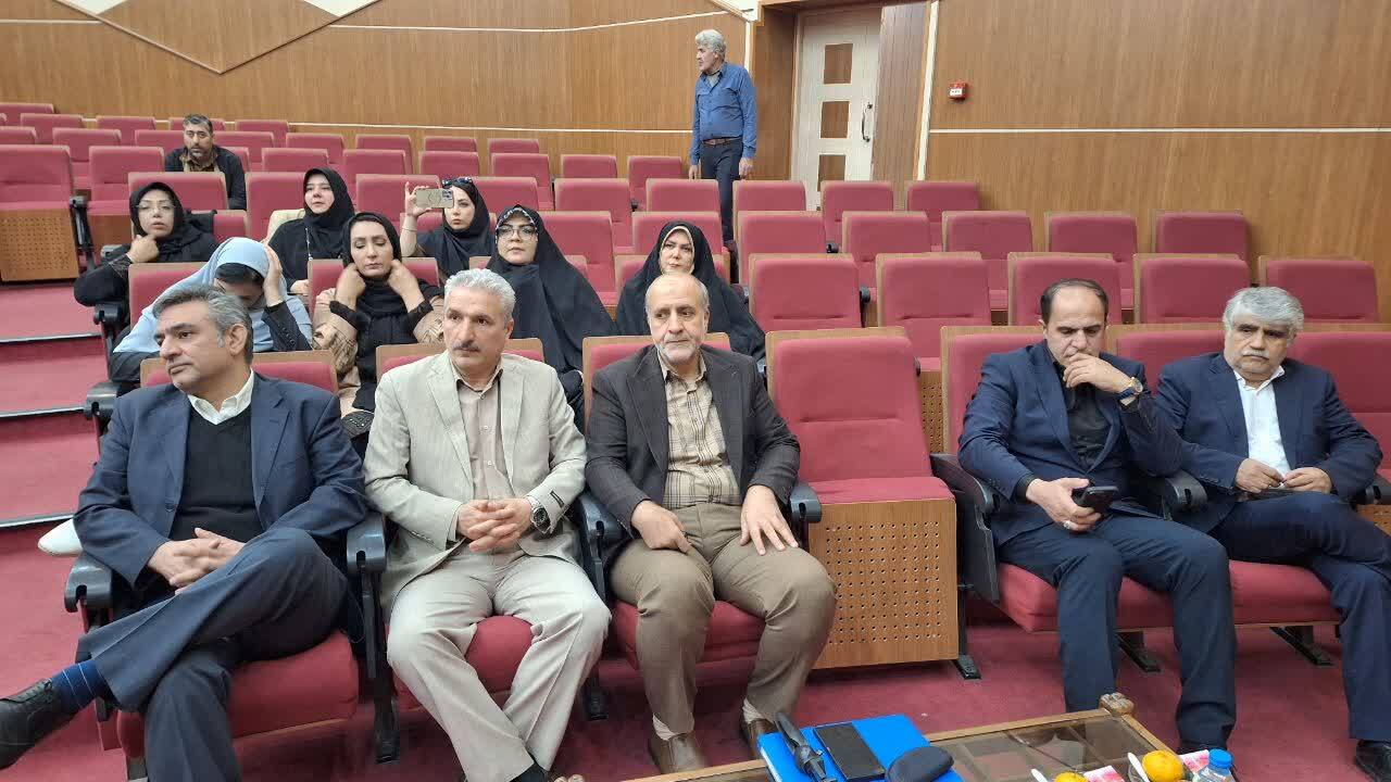 اصلاحات راه نجات کشور/ اصلاح طلبان وطن پرست تر از همه برای کشورند/ استعفای رئیس جمهور معنا ندارد