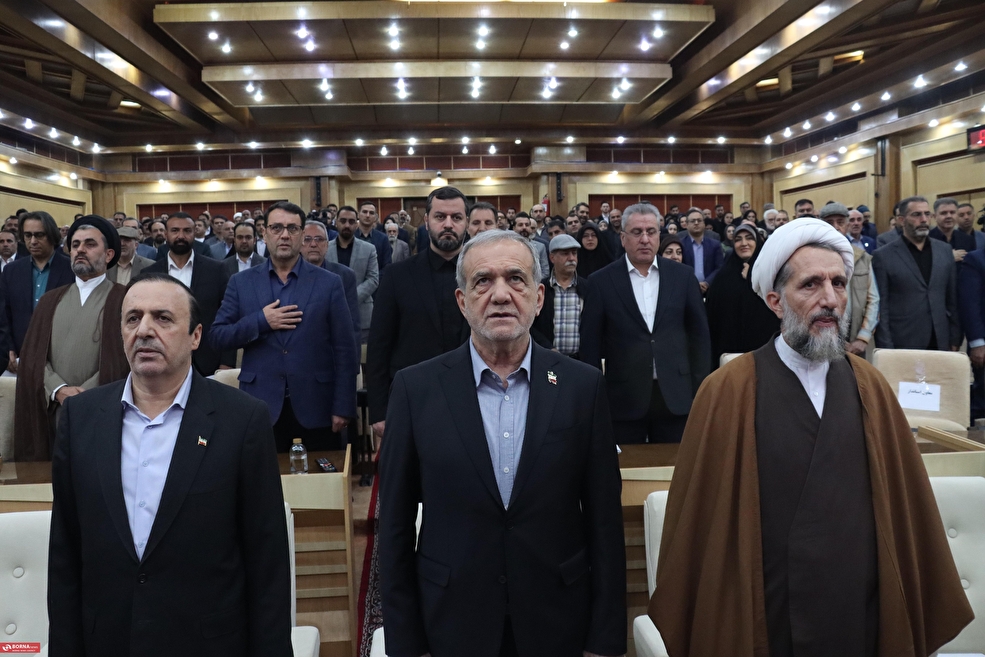 دیدار رئیس جمهور با نخبگان و فعالان اجتماعی استان قزوین