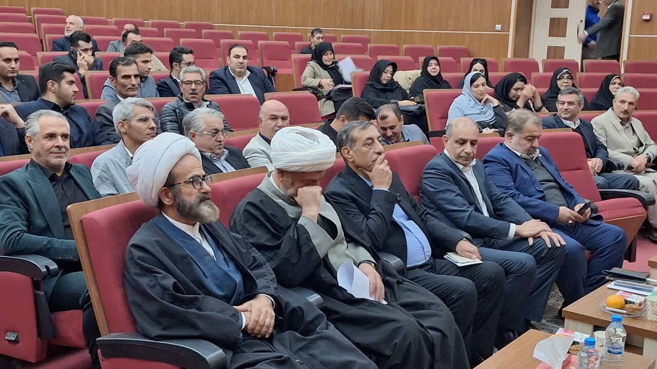 حامیان دولت در قزوین مطالبات خود را با معاون اجرایی رئیس جمهور در میان گذاشتند